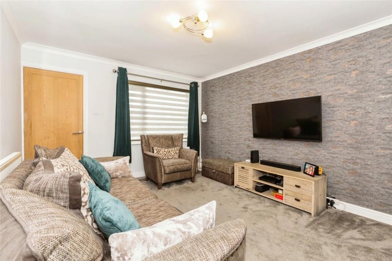 Super slick & modern 3 bed home with stylish design & private rear